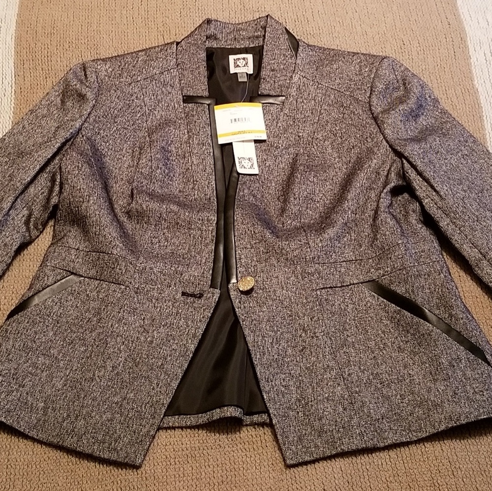 NWT Gray/Black Blazer Anne Klein